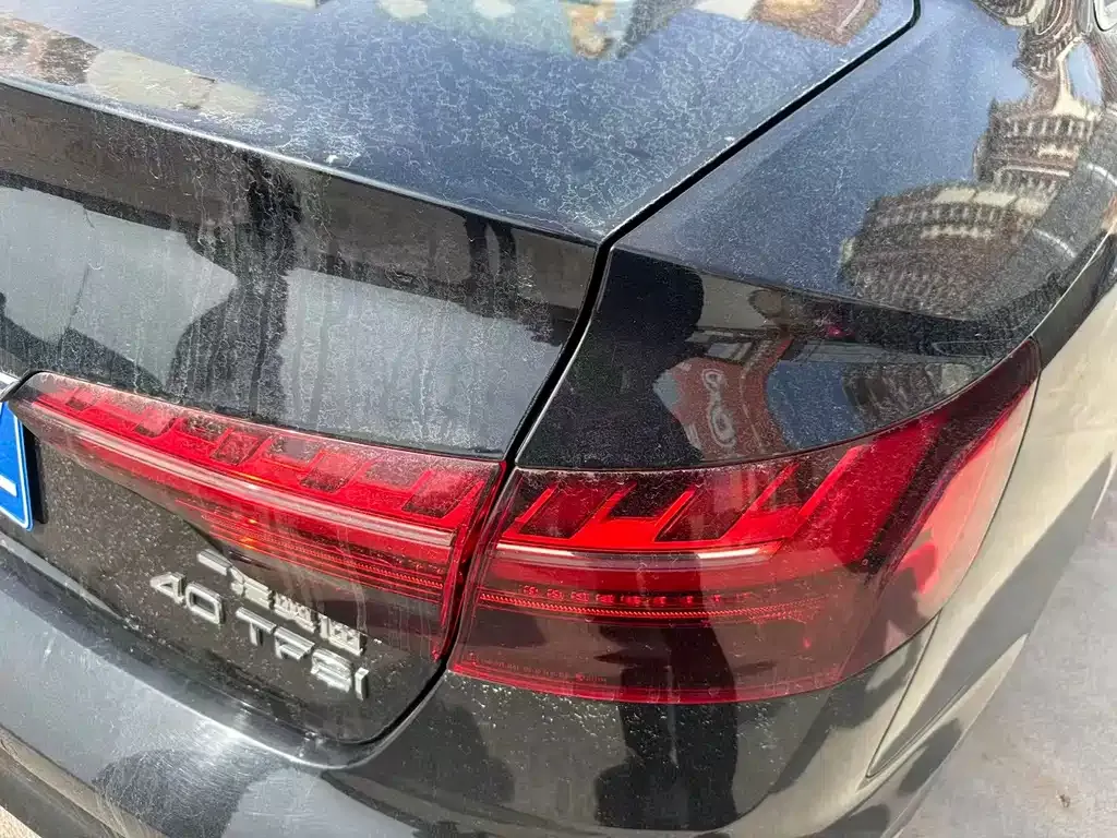 Audi A4L 2022 из CN, фото 3