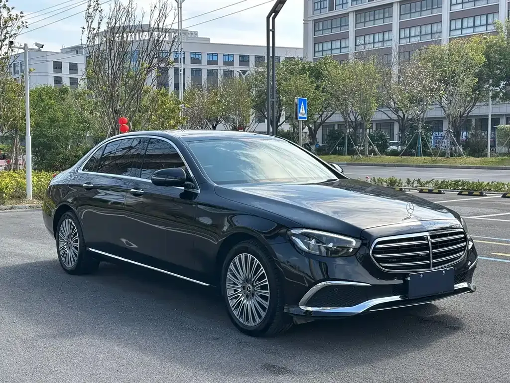 Mercedes-Benz E-Class 2023 из CN, фото 5