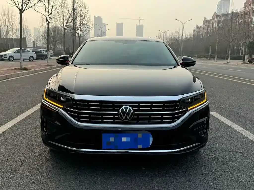 Volkswagen Passat — фото 8