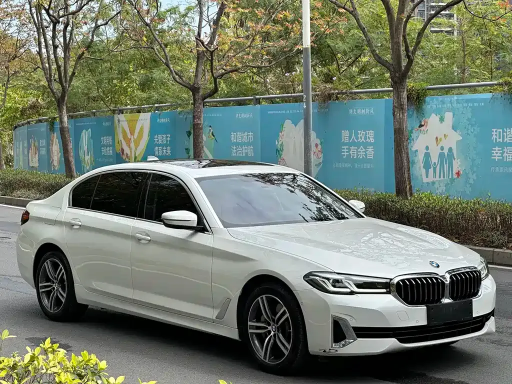 BMW 5 Series — фото 3