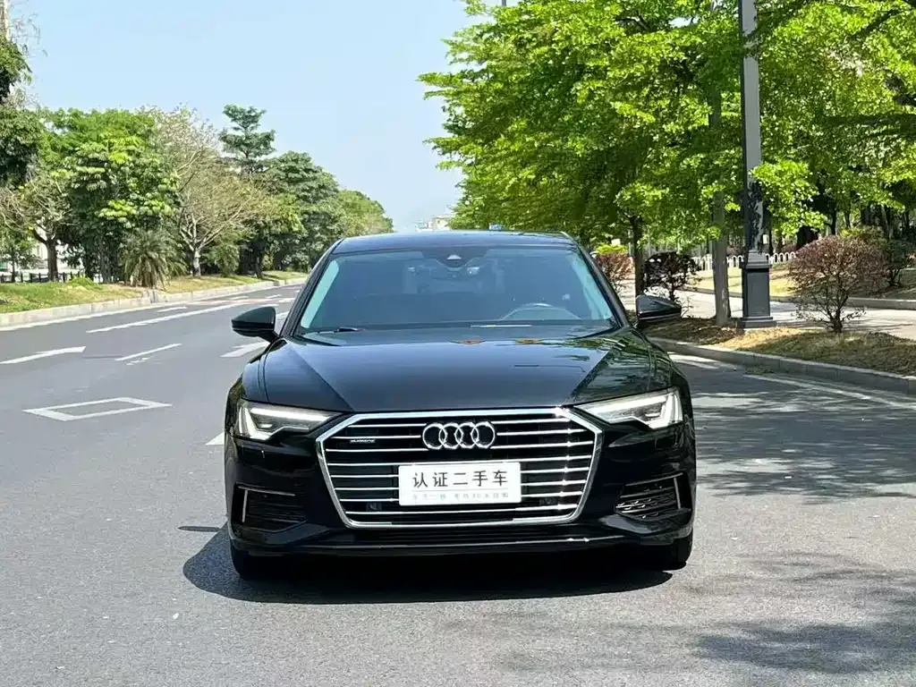 Audi A6L — фото 9