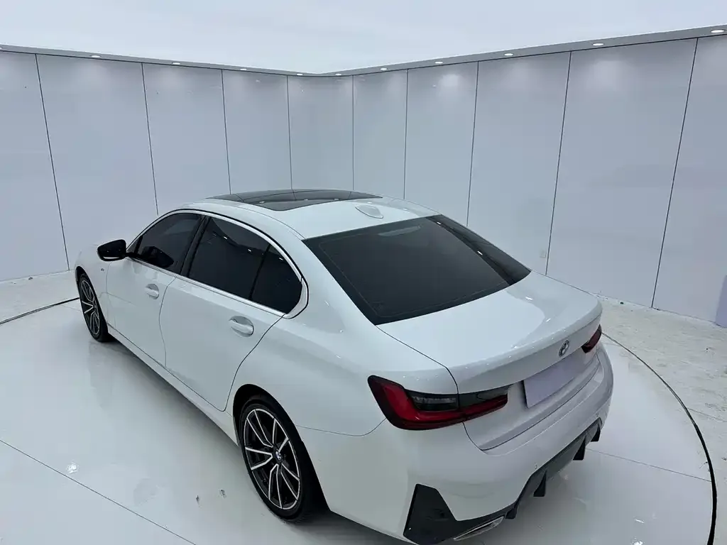 BMW 3 Series 2023 из CN, фото 5