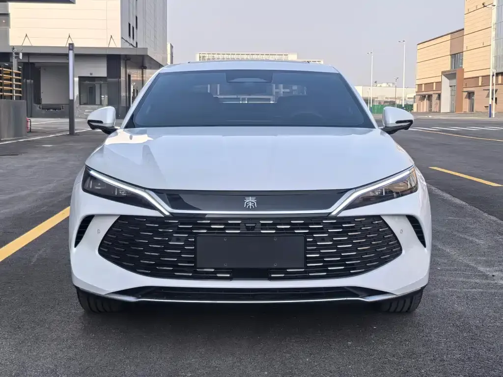 BYD Qin L — фото 7