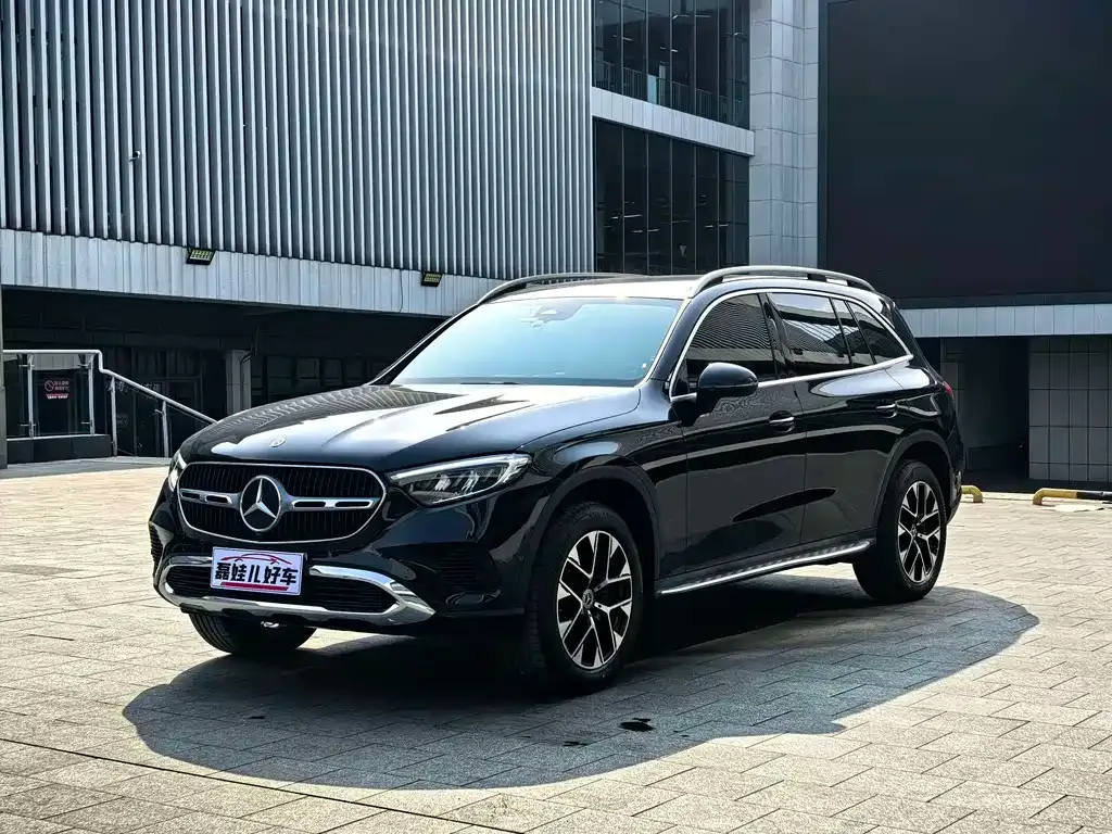Mercedes-Benz GLC — фото 1