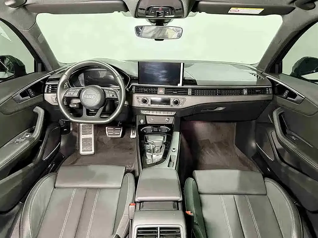 Audi A4L 2025 из CN, фото 5