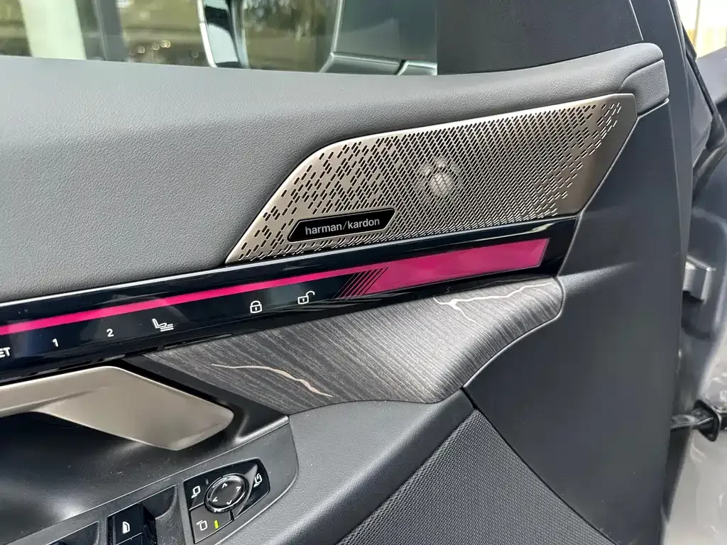BMW i5 2024 из CN, фото 10