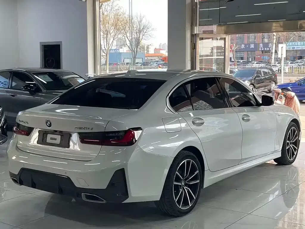 BMW 3 Series 2023 из CN, фото 4