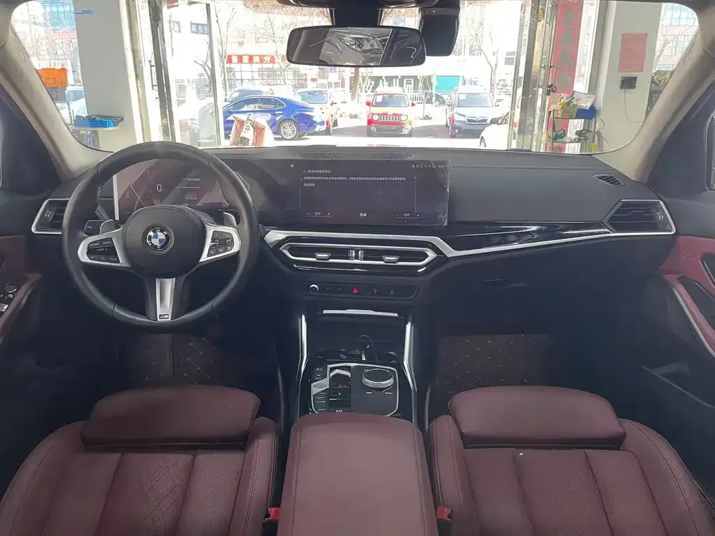 BMW 3 Series 2023 из CN, фото 3