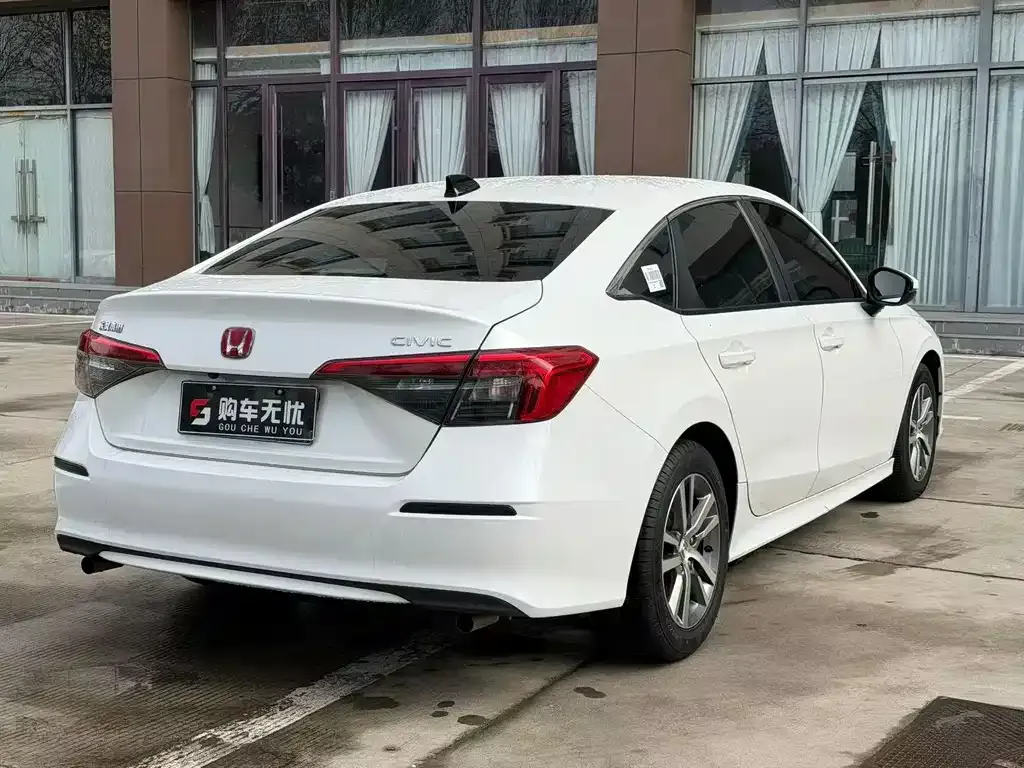 Honda Civic 2022 из CN, фото 2