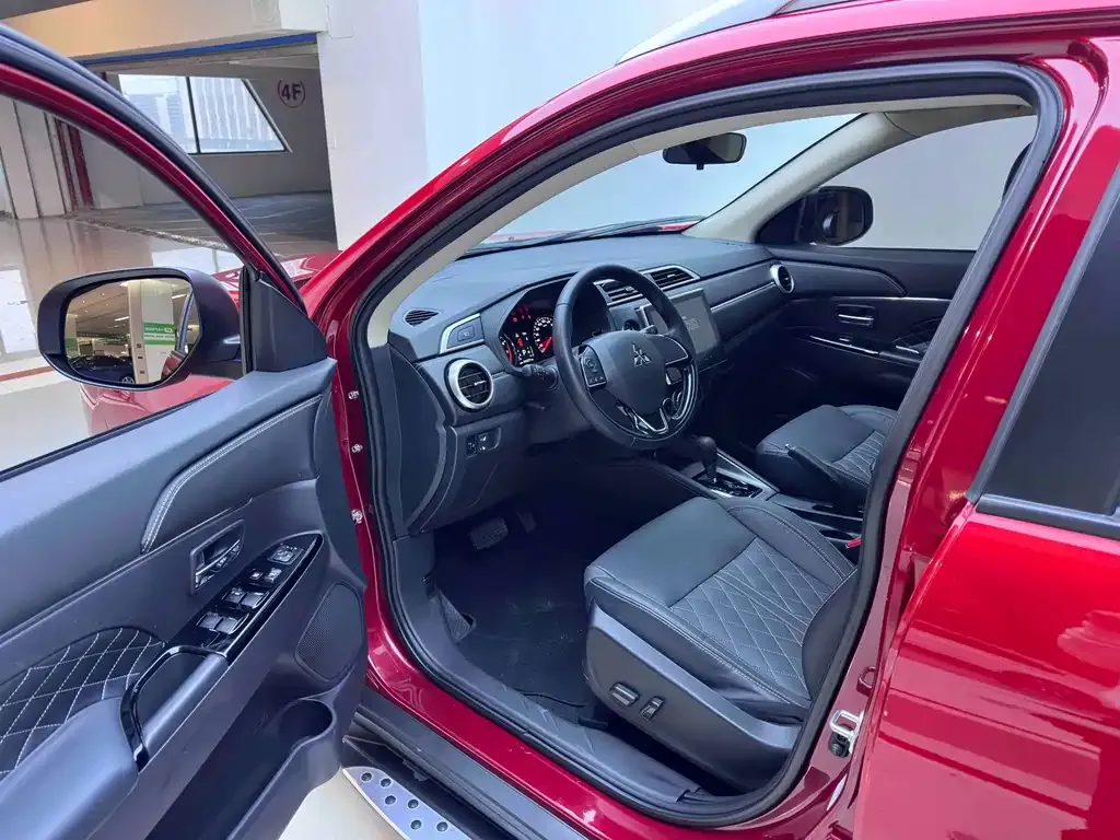 Mitsubishi ASX 2022 из CN, фото 9