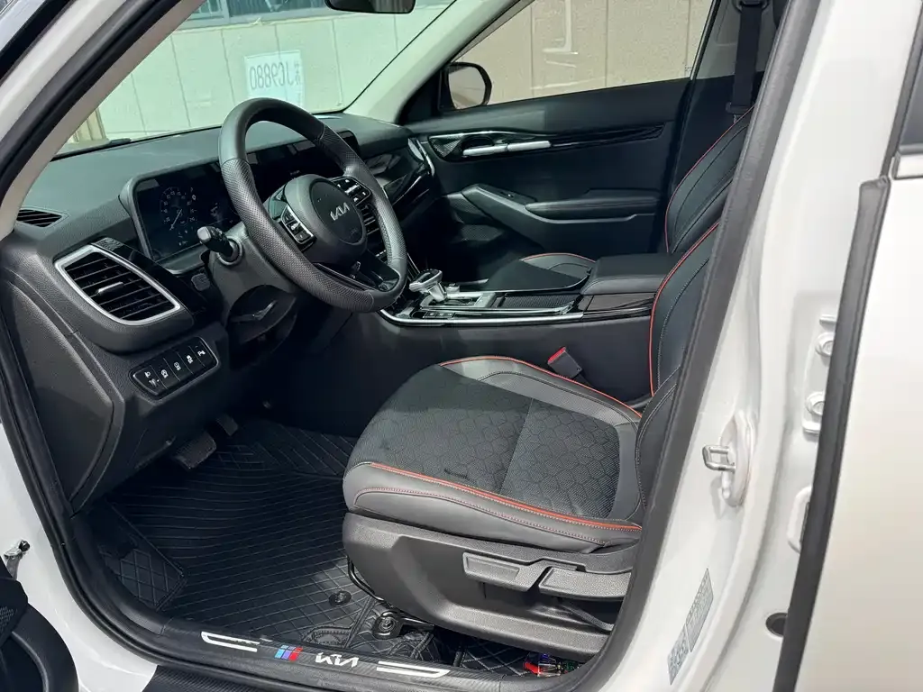 Kia Seltos 2023 из CN, фото 4