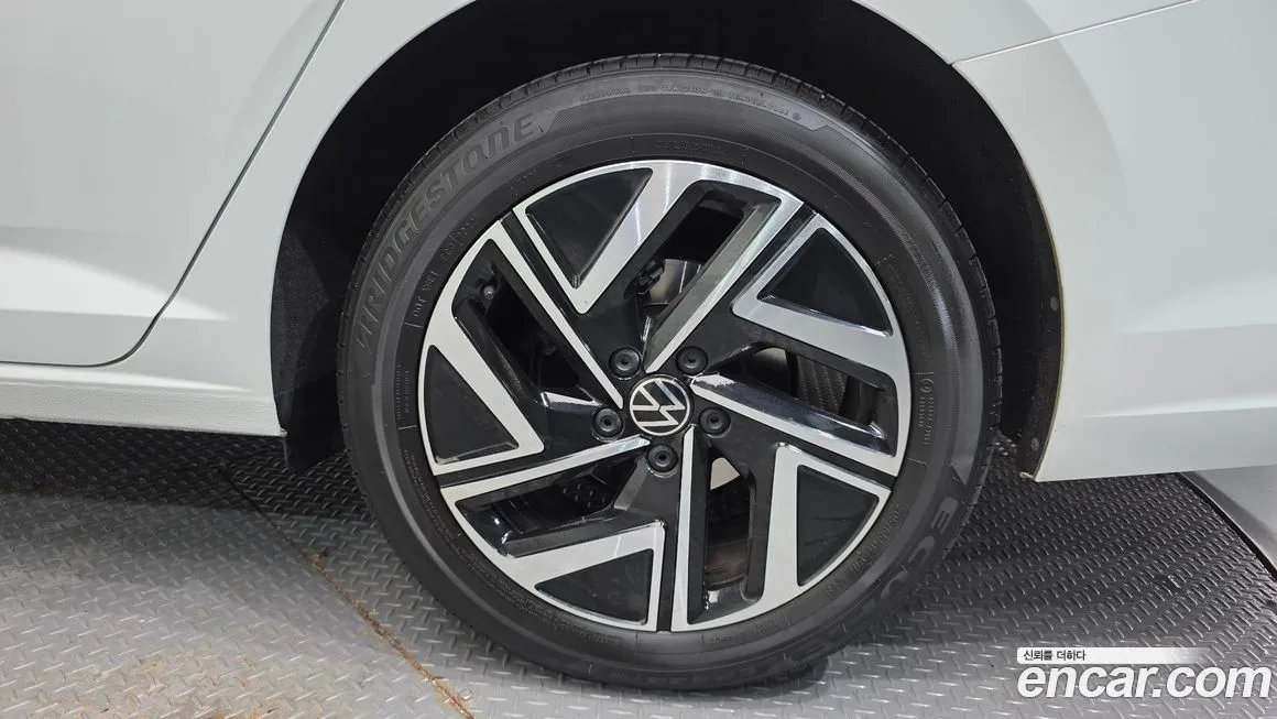 Volkswagen Jetta 2023 из KR, фото 7