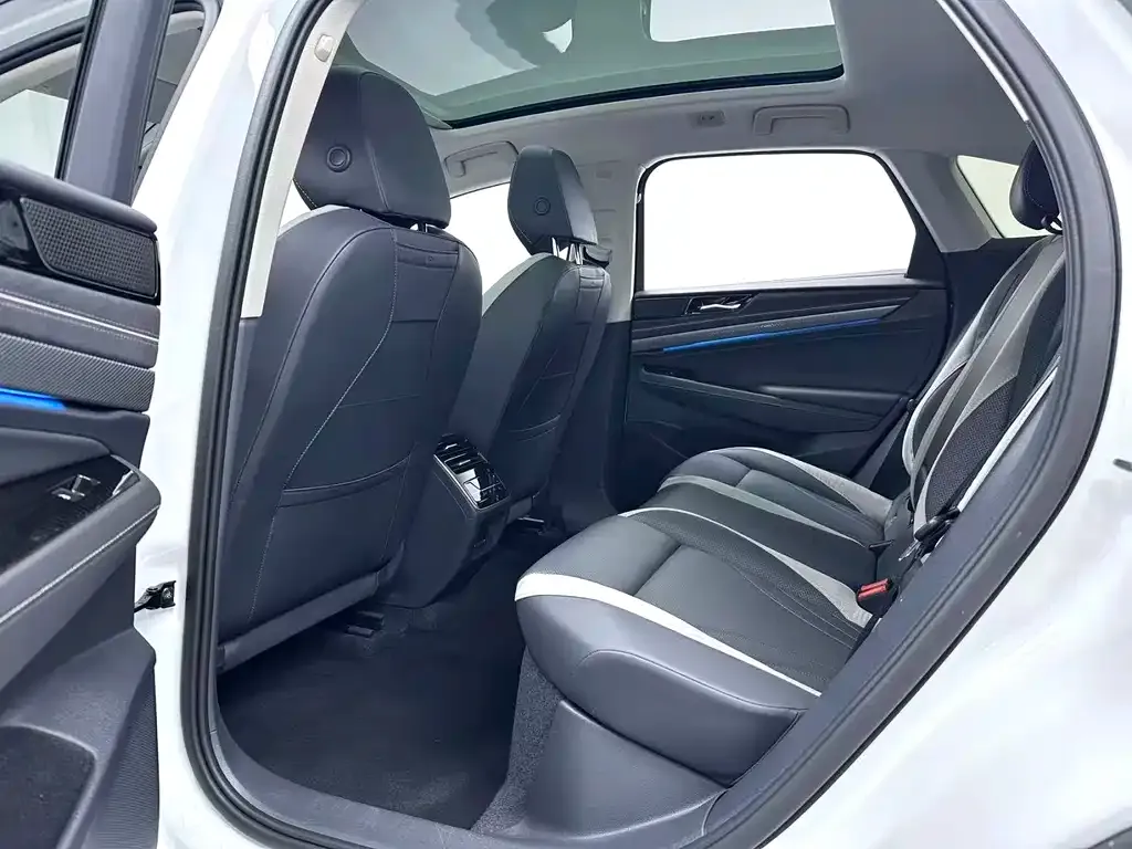 Volkswagen ID.7 VIZZION 2023 из CN, фото 9