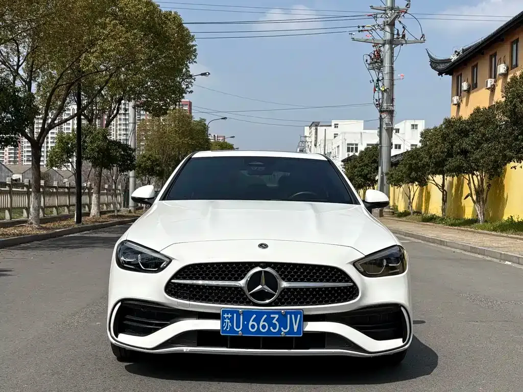 Mercedes-Benz C-Class — фото 1
