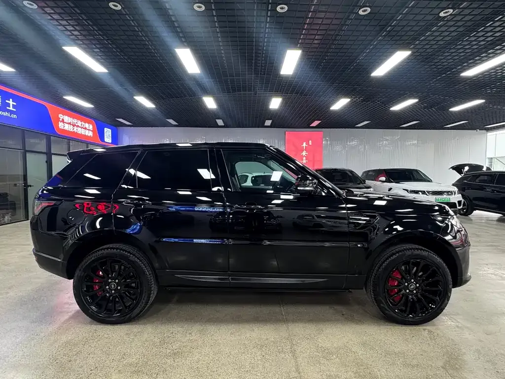 Land Rover Sport PHEV 2021 из CN, фото 3