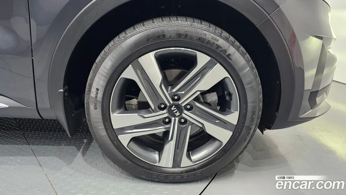 Kia Sorento — фото 3