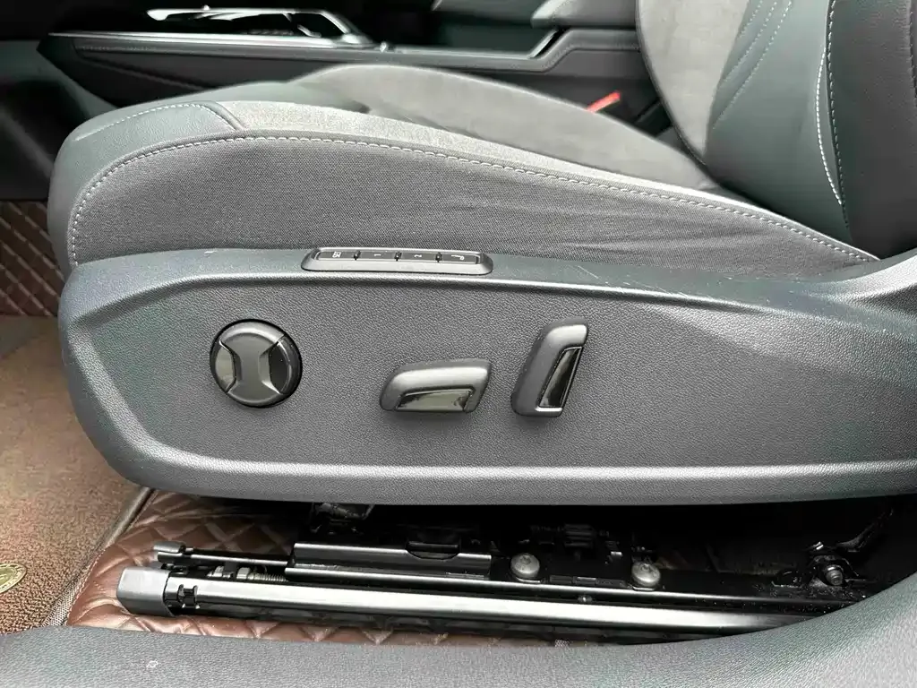 Volkswagen ID.4 Crozz — фото 10