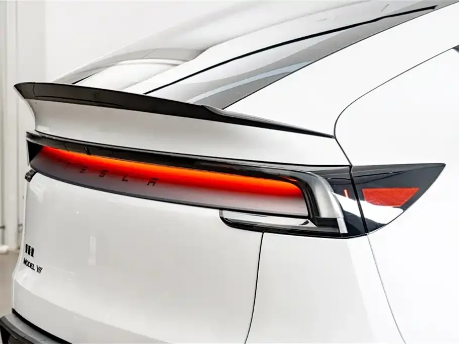 Tesla Model Y L 2026 из CN, фото 5