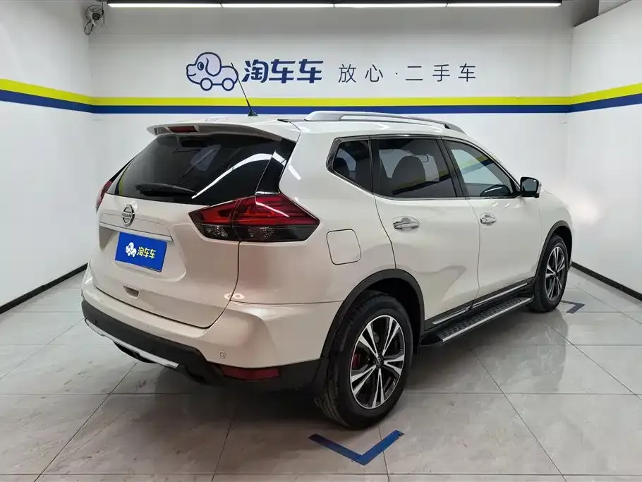Nissan X-Trail 2021 из CN, фото 2