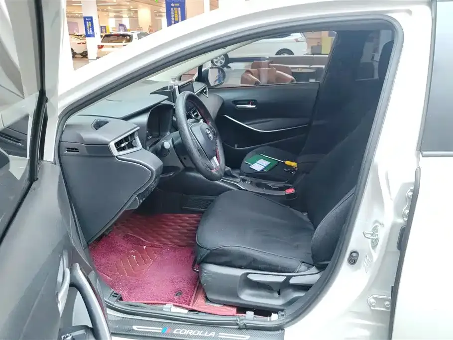 Toyota Corolla 2023 из CN, фото 10