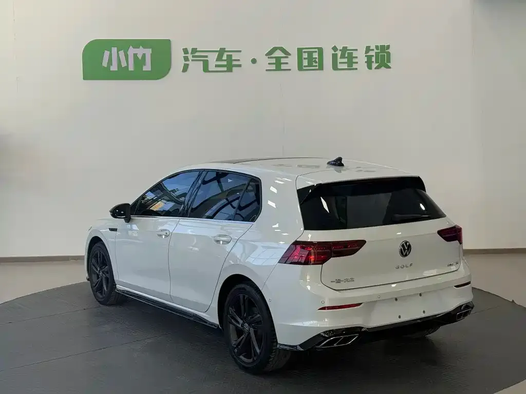 Volkswagen Golf 2023 из CN, фото 6