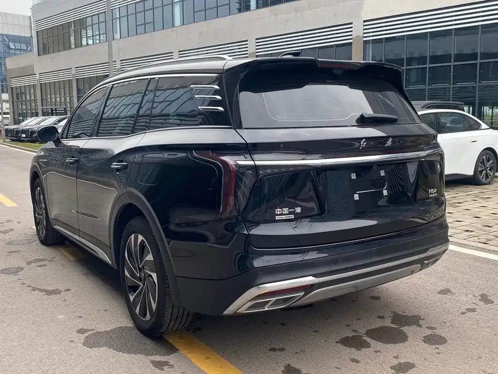 Hongqi HS7 PHEV — фото 4
