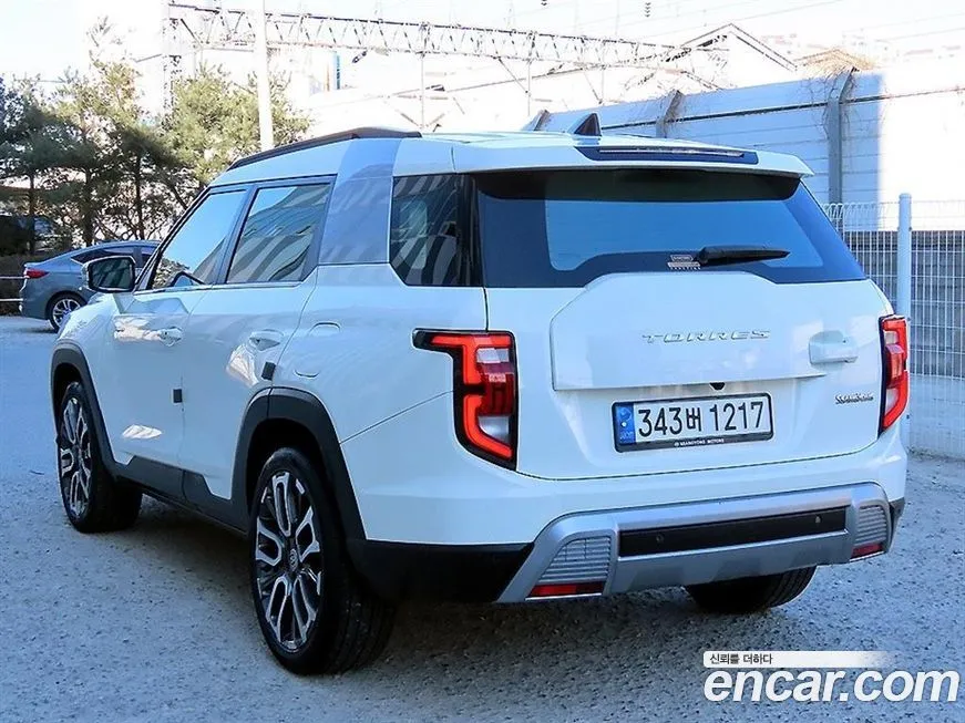 KG Mobility (Ssangyong) Torres — фото 4