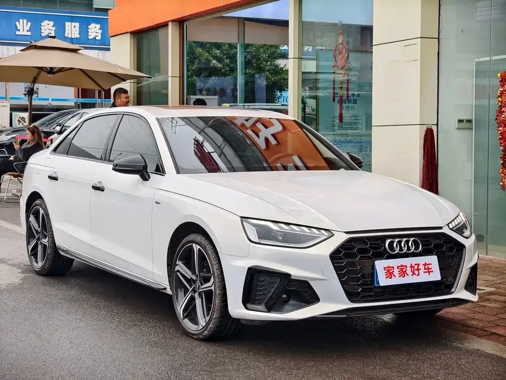 Audi A4L 2024 из CN, фото 9