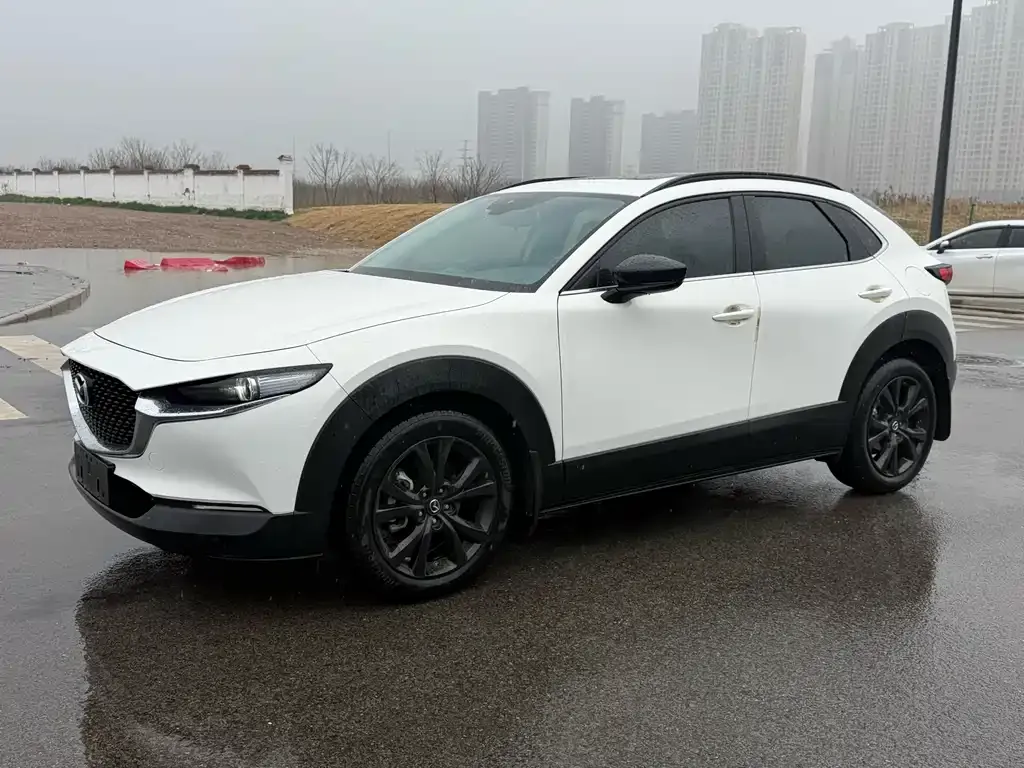 Mazda CX-30 — фото 1