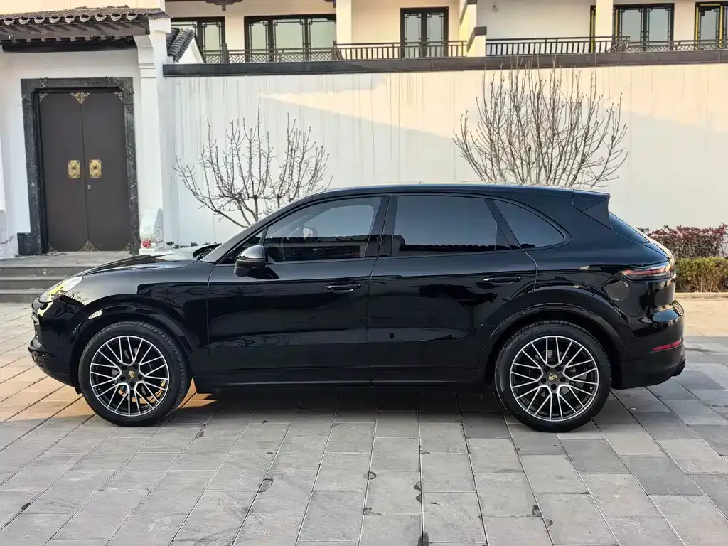 Porsche Cayenne 2023 из CN, фото 10