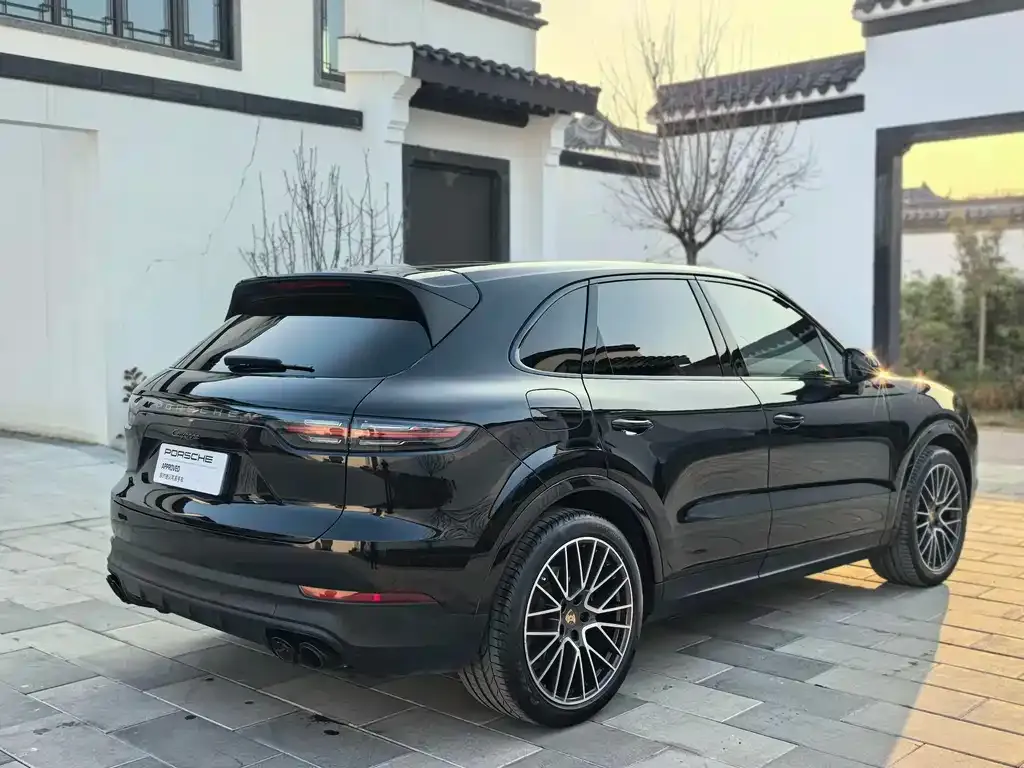 Porsche Cayenne 2023 из CN, фото 3
