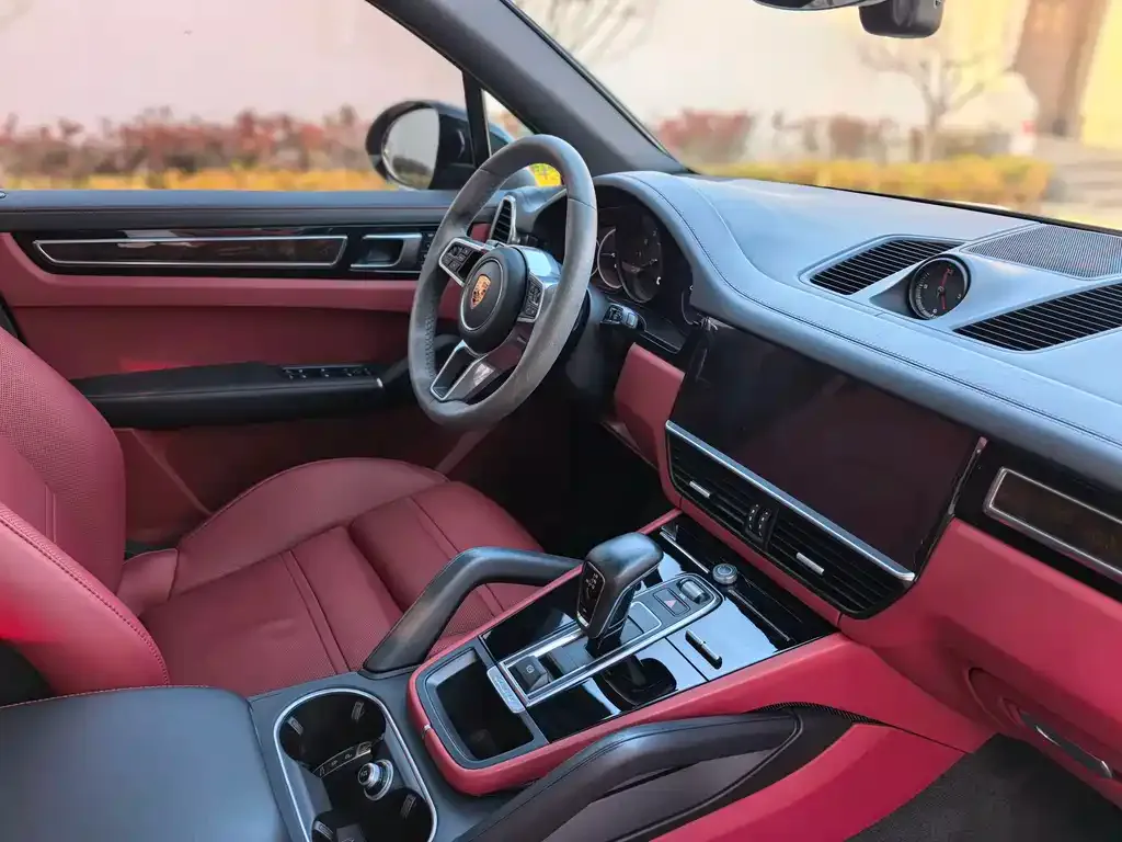 Porsche Cayenne 2023 из CN, фото 8