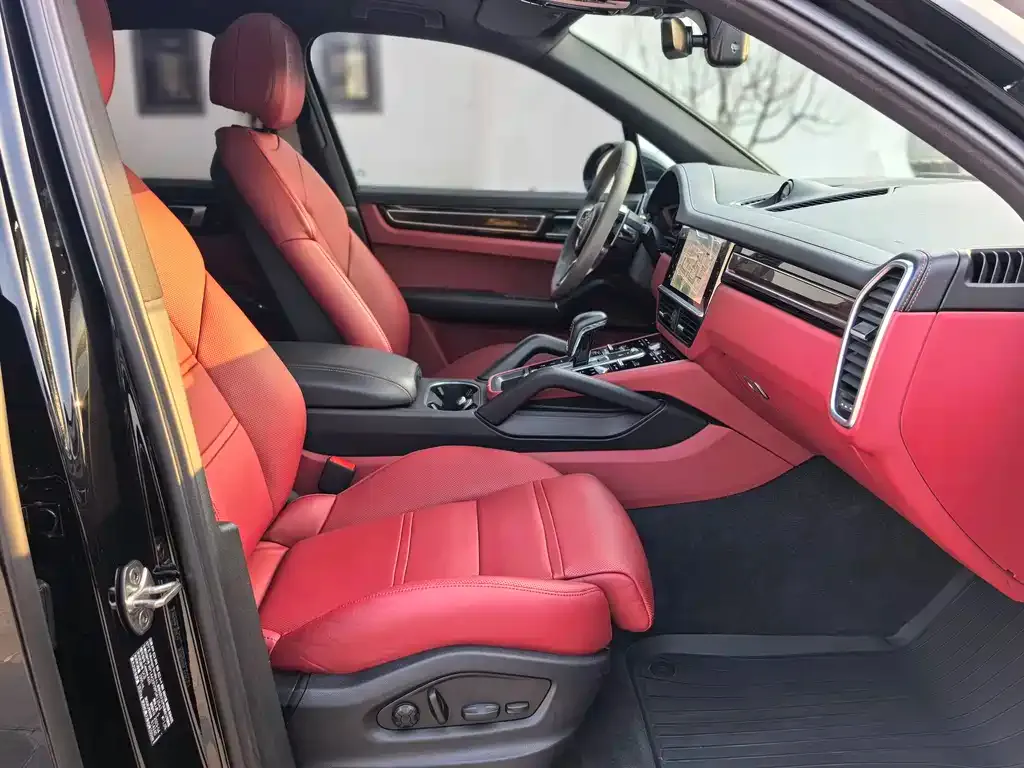 Porsche Cayenne 2023 из CN, фото 9