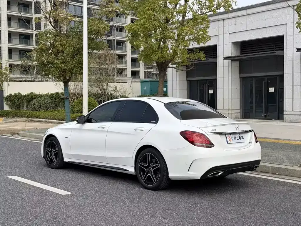 Mercedes-Benz C-Class — фото 8