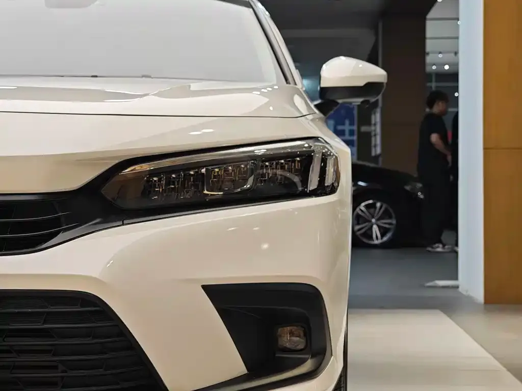Honda Civic — фото 4