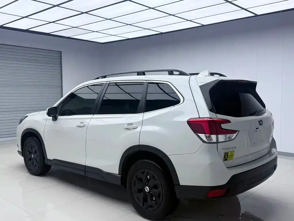 Subaru Forester 2022 из CN, фото 6