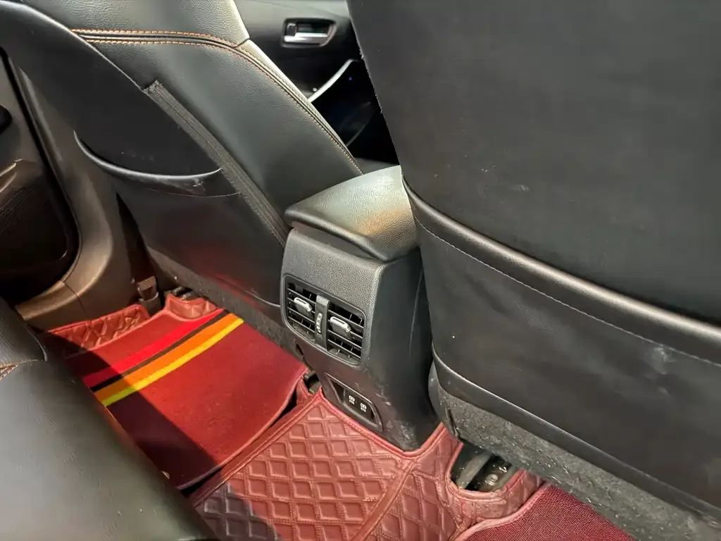 Toyota Corolla 2021 из CN, фото 6