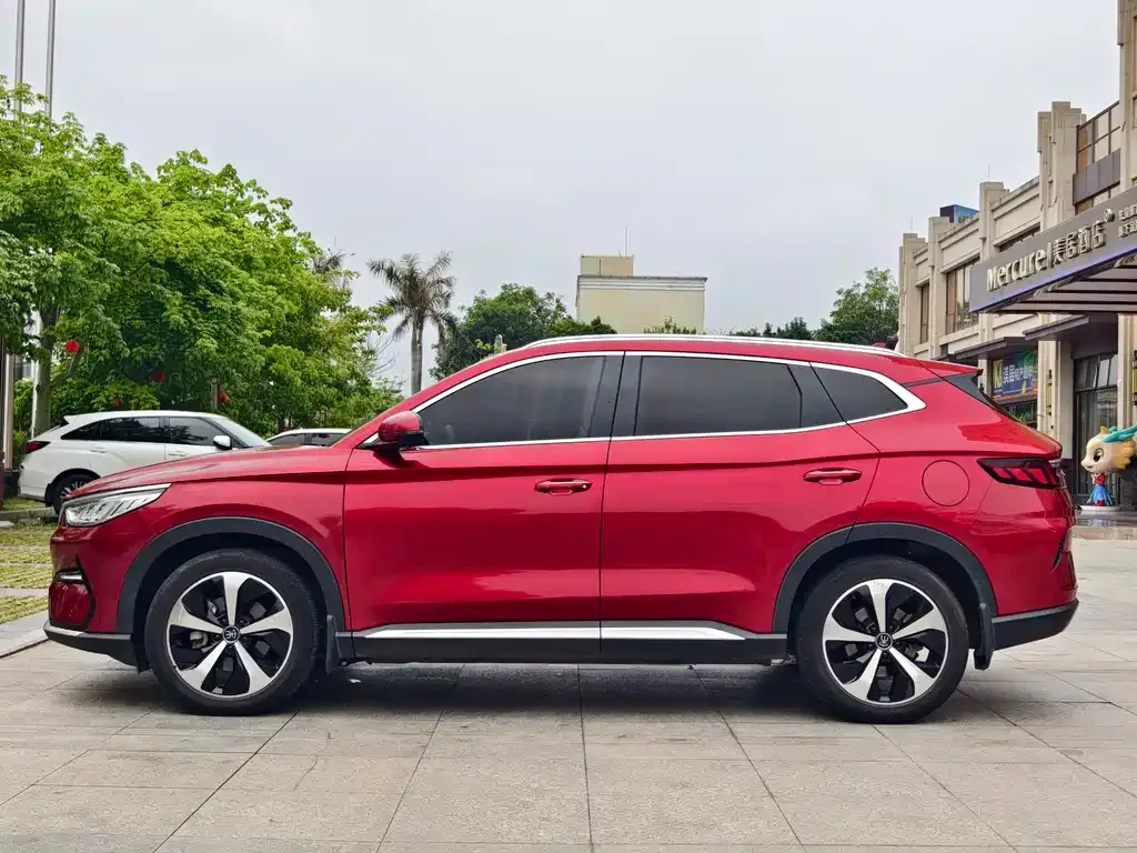 BYD PLUS New Energy — фото 7