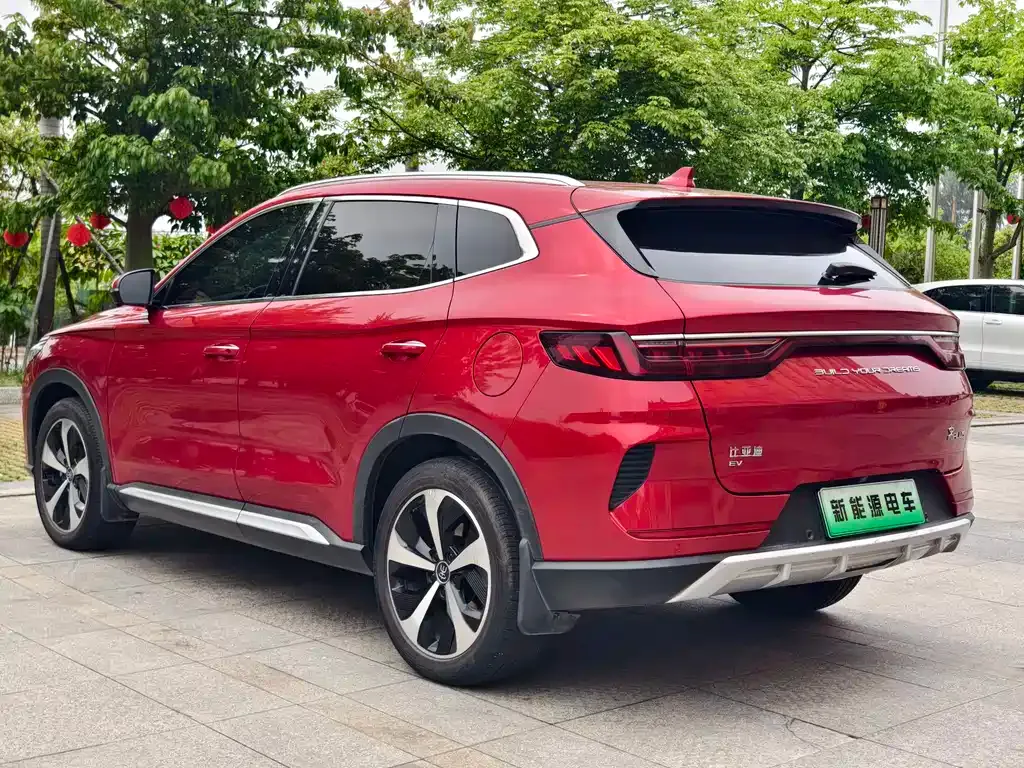 BYD PLUS New Energy — фото 5