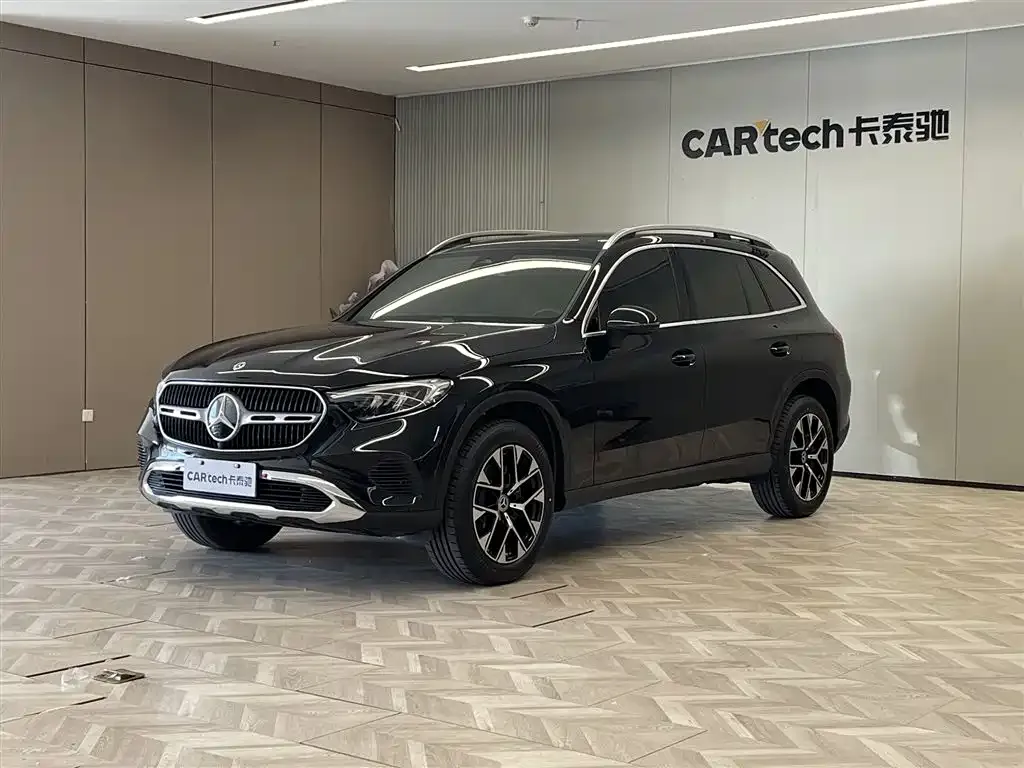 Mercedes-Benz GLC — фото 1