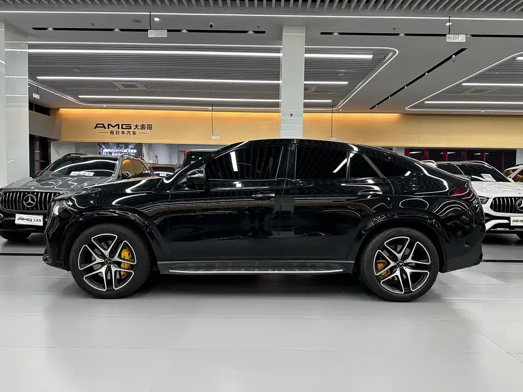Mercedes-Benz GLE Coupe AMG — фото 9