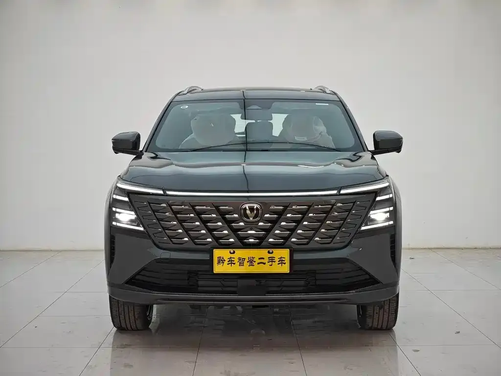 Changan CS75PLUS — фото 2