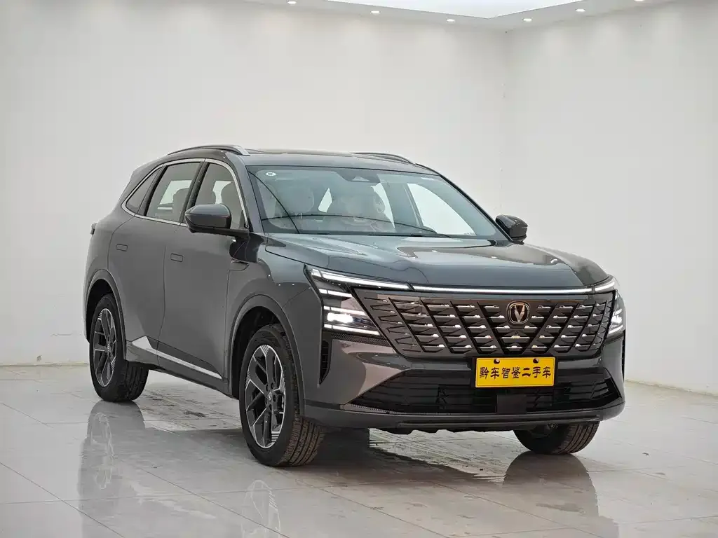 Changan CS75PLUS — фото 4