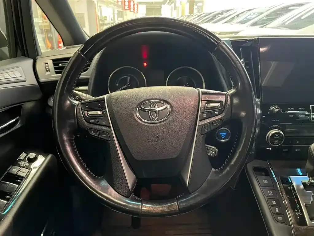 Toyota Alphard 2021 из CN, фото 3