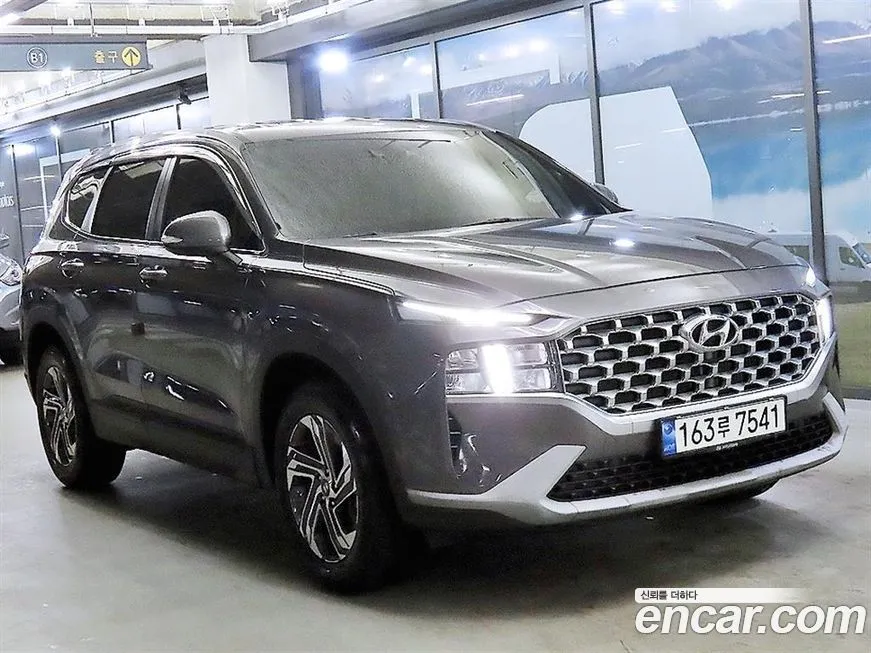 Hyundai Santafe — фото 1