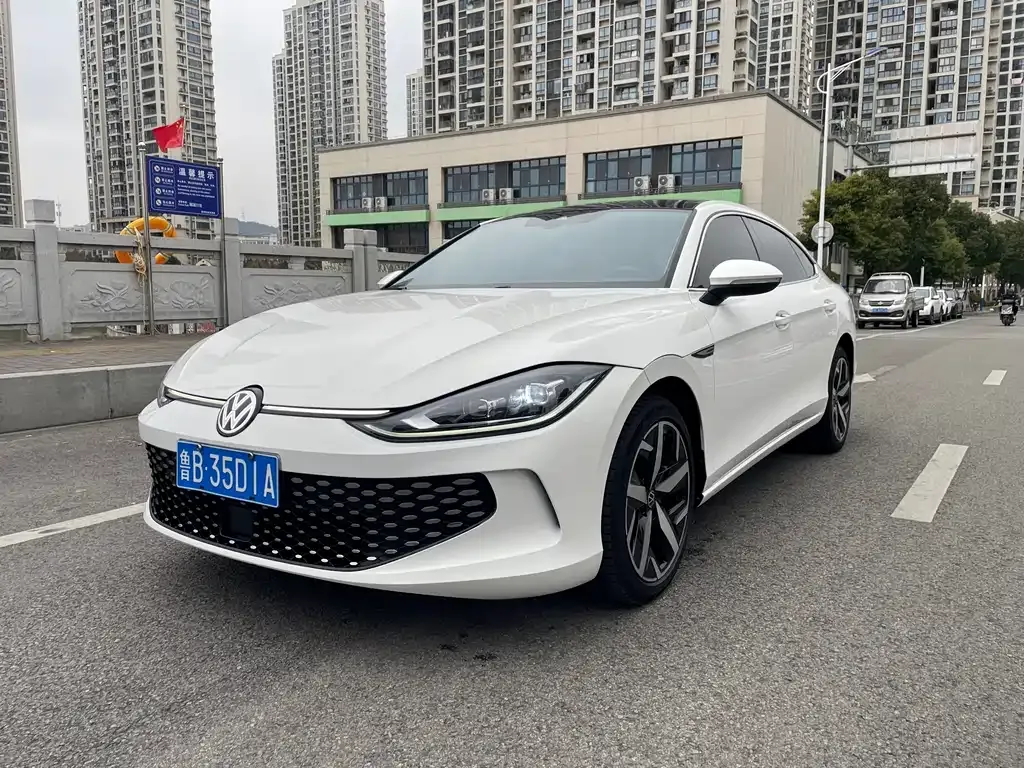 Volkswagen Lamando 2023 из CN, фото 1