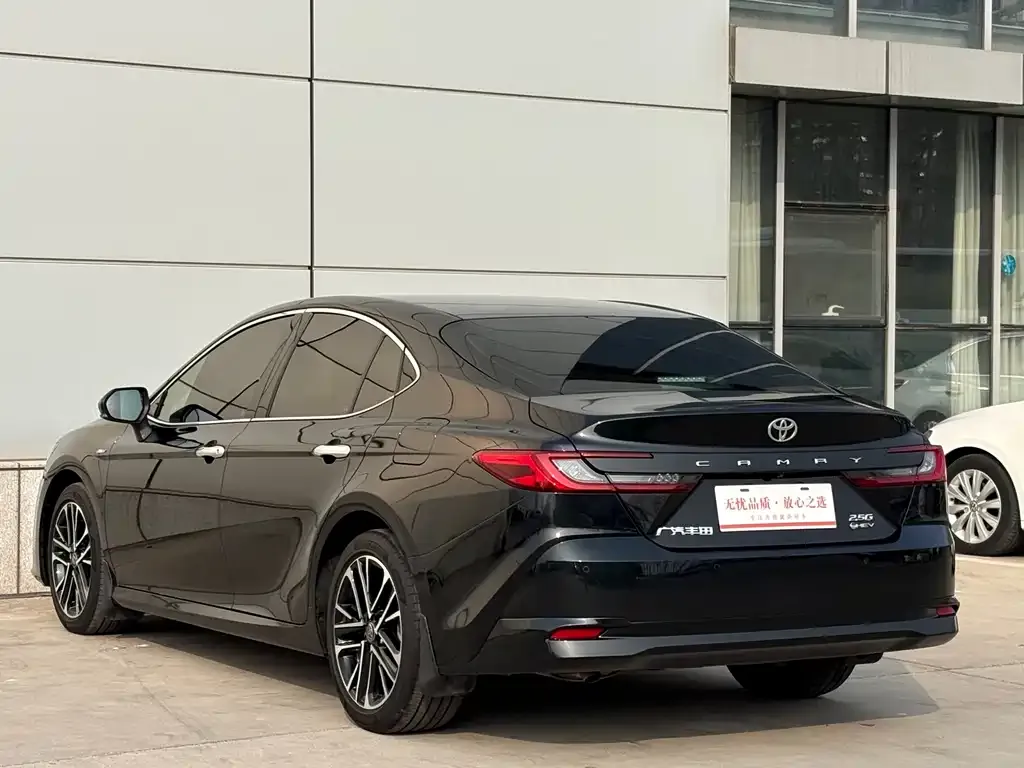 Toyota Camry 2024 из CN, фото 3