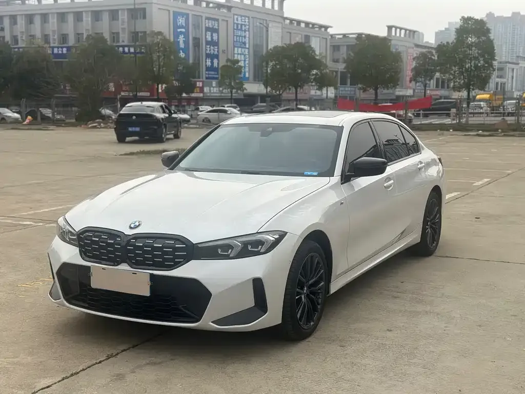 BMW 3 Series 2023 из CN, фото 1