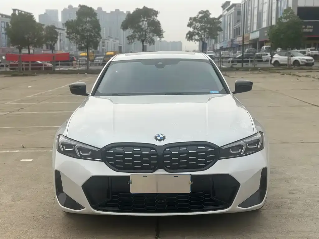BMW 3 Series 2023 из CN, фото 8