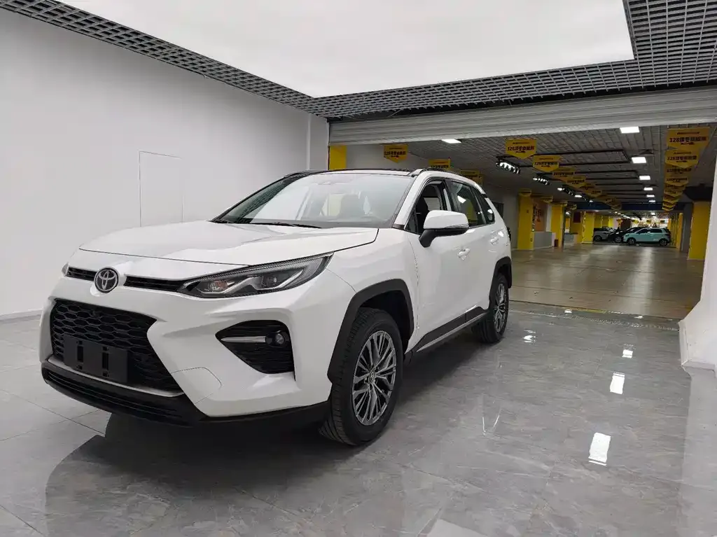 Toyota Wildlander — фото 1
